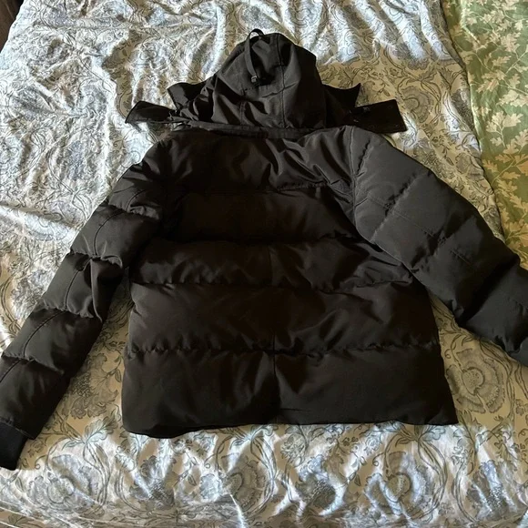 Canada Goose Wyndham Parka Black Label